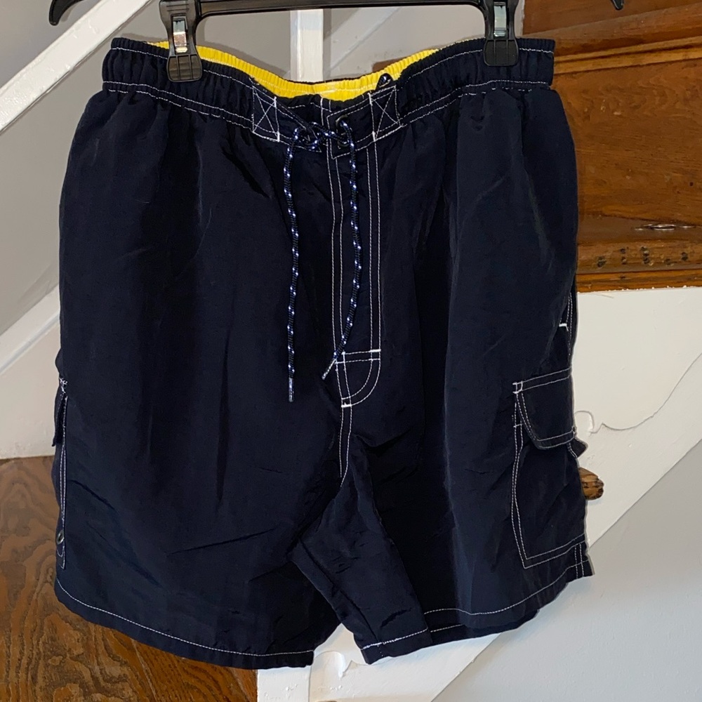 Catalina Navy Blue Swim Trunks Size Medium